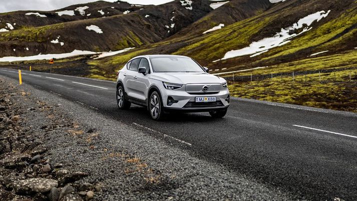 Volvo C40 bíllinn sem James Einar prófar í þættinum.