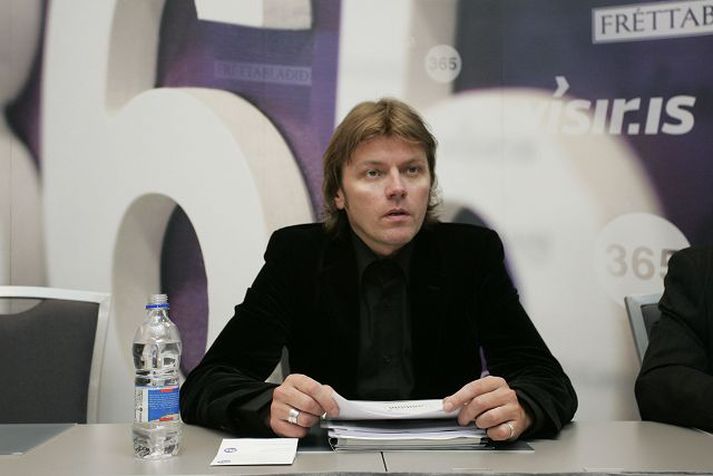 jón ásgeir jóhannesson Hluthafar 1998 ehf. vinna nú að því að auka við hlutafé sitt í félaginu. Nýja Kaupþing á nú tvo fulltrúa í stjórn þess.
fréttablaðið/vilhelm