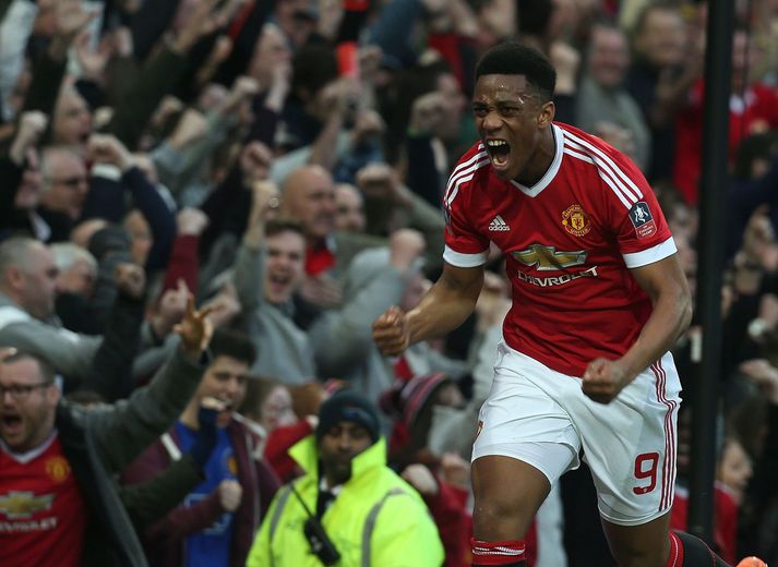 Martial fagnar einu tólf marka sinna fyrir Manchester United.