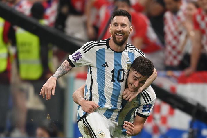 Lionel Messi skoraði og lagði upp fyrir Argentínu í kvöld.