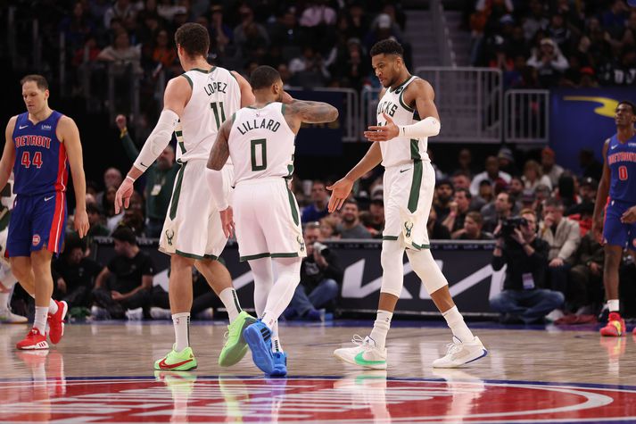 Giannis Antetokounmpo og Damian Lillard voru potturinn og pannan í sóknarleik Milwaukee Bucks í nótt, eins og svo oft áður.