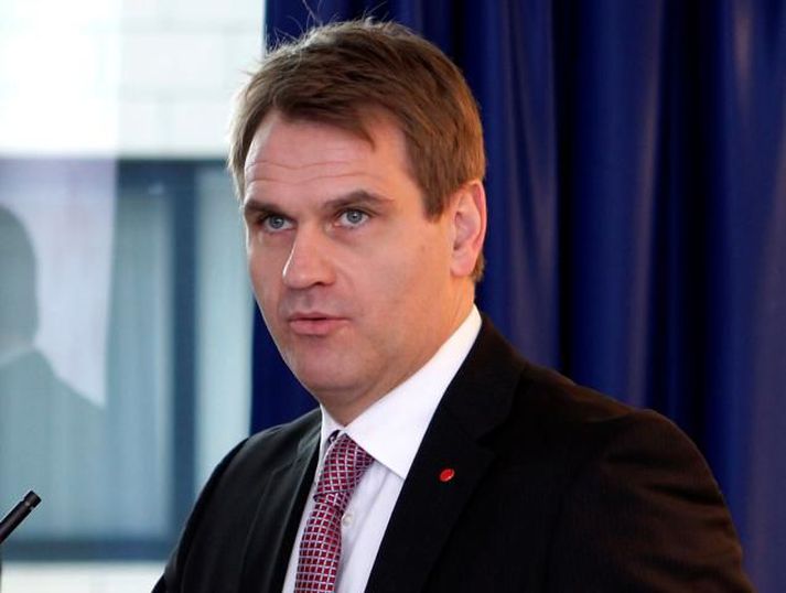 Árni Páll Árnason segir að dómurinn ógni ekki fjármálastöðugleika. Mynd/ Vilhelm.