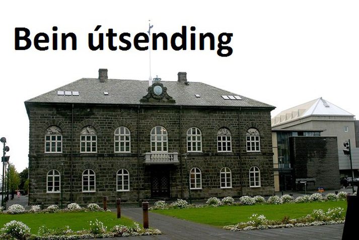 Bein útsending verður á Vísi.is í kvöld.