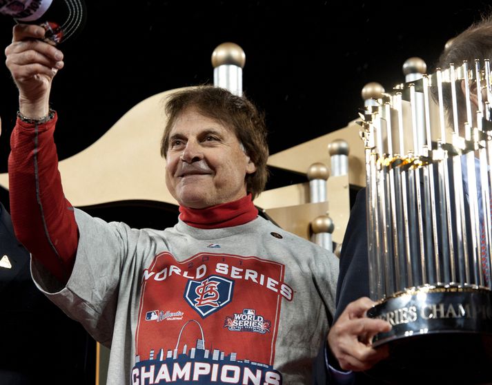 La Russa fagnar síðasta titlinum á glæstum ferli.