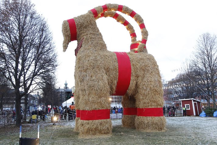 Hafurinn í Gävle er 3,6 tonn að þyngd og stærsta geit sinnar tegundar.