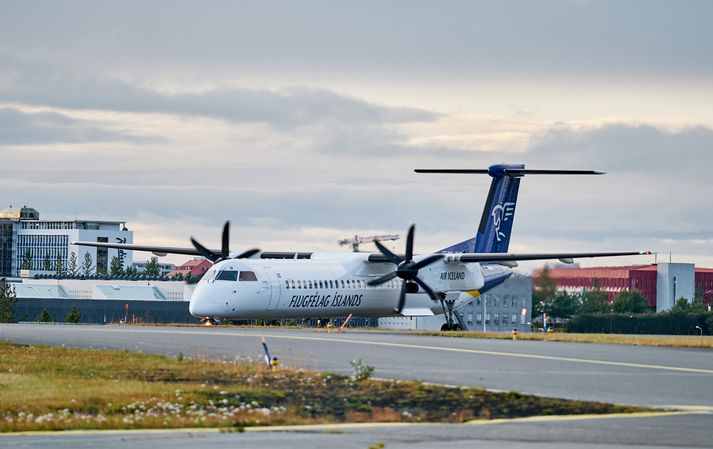 Töluverður samdráttur hefur verið í fjölda farþega í innanlandsflugi það sem af er ári. Þannig fækkaði farþegum á Reykjavíkurflugvelli fyrstu sjö mánuði ársins um 12,4 prósent. 