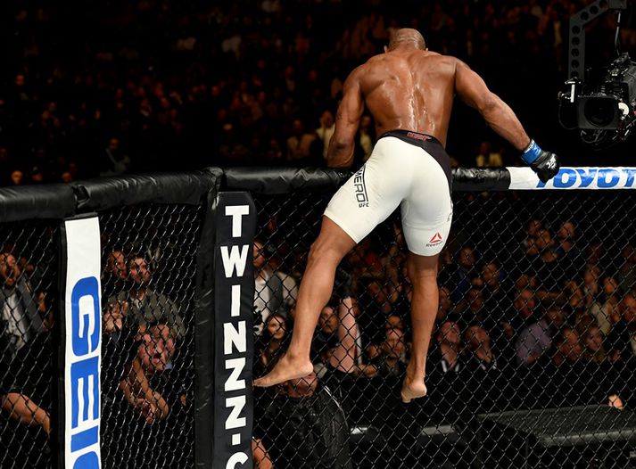 Romero er hér á leið úr búrinu í Madison Square Garden.