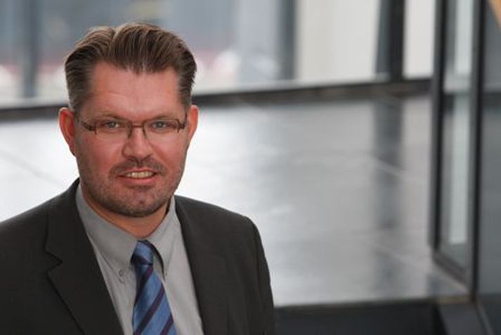 Gísli Tryggvason vill að tilmæli Fjármálaeftirlitsins og Seðlabanka Íslands verði dregin til baka.