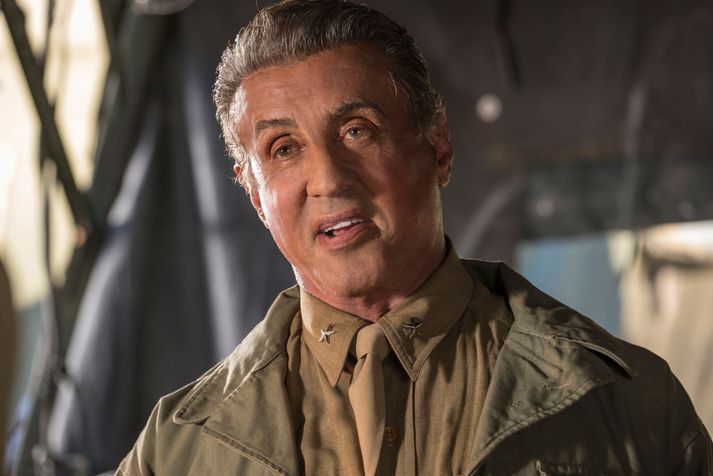 Sylvester Stallone er á lífi.