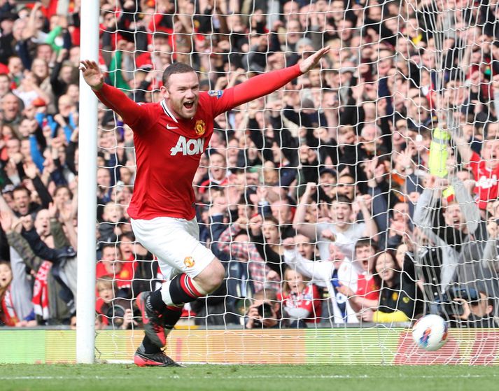 Rooney fagnar í dag.