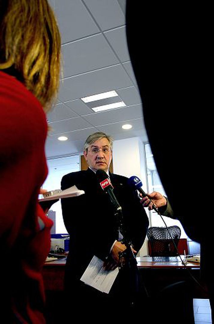 Halldór Guðbjarnarson framkvæmdastjóri Visa Ísland Segist ekki vita hvaða röksemdir hafa legið til grundvallar húsleitarheimildinni.