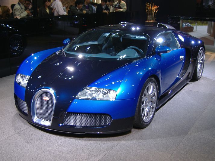 Bugatti Veyron á bílasýningu í Tokyo.