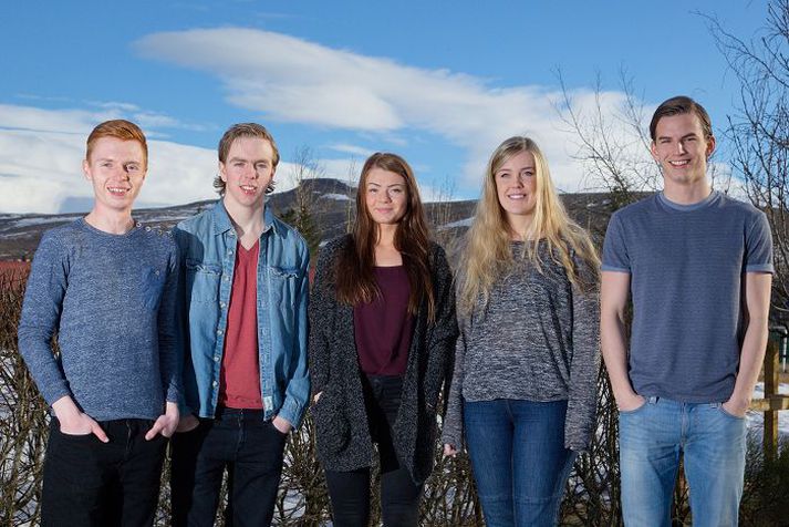 Höfundar bókarinnar, Matreiðslubók meðalmannsins, f.v. Ingimar, Willard, Elsa, Harpa og Ásgrímur.