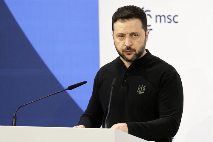 Selenskí segir allar lausnir án Úkraínu „lausnir gegn friði“.