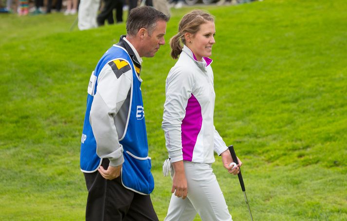 Ólafía og Kristinn faðir hennar á Íslandsmótinu í golfi 2014.