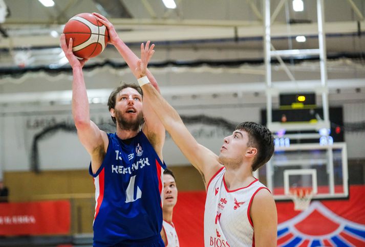 Keflvíkingar töpuðu með sannfærandi hætti fyrir Valsmönnum.