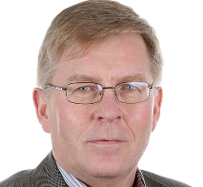 Ragnar Þorsteinsson.