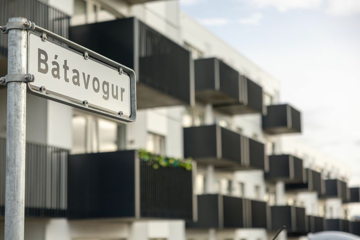 Maðurinn lést í íbúð Dagbjartar í Bátavogi.