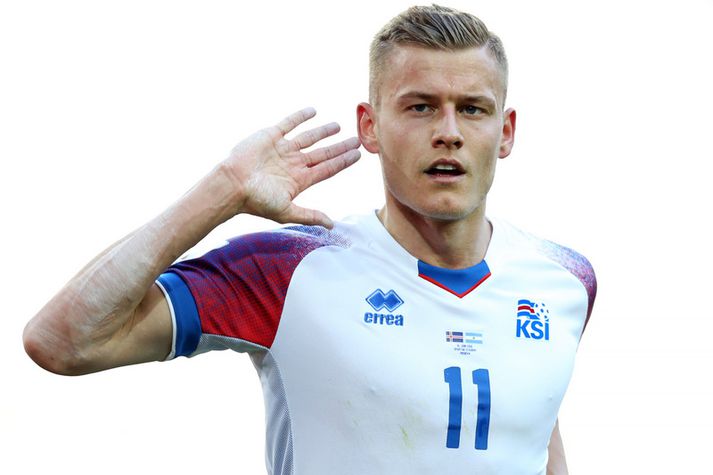 Alfreð Finnbogason fagnar marki sínu.