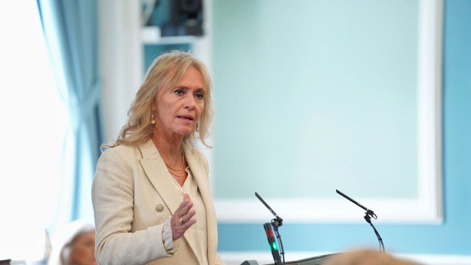 Bein út­sending: ESB-ballið byrjar á Al­þingi