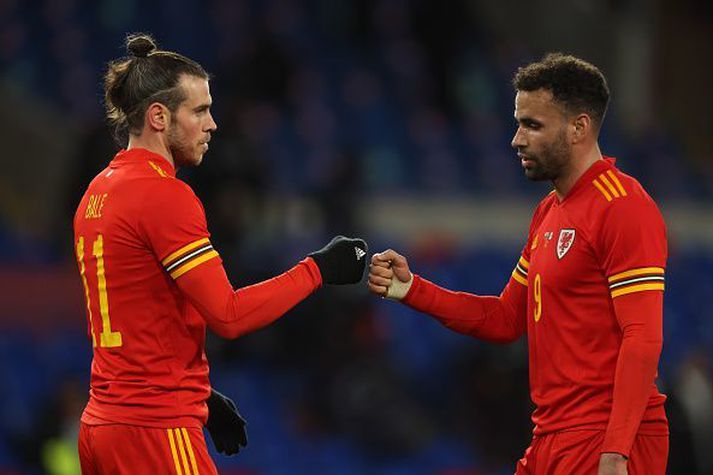 Gareth Bale og félagar verða án Hal Robson Kanu annað kvöld.