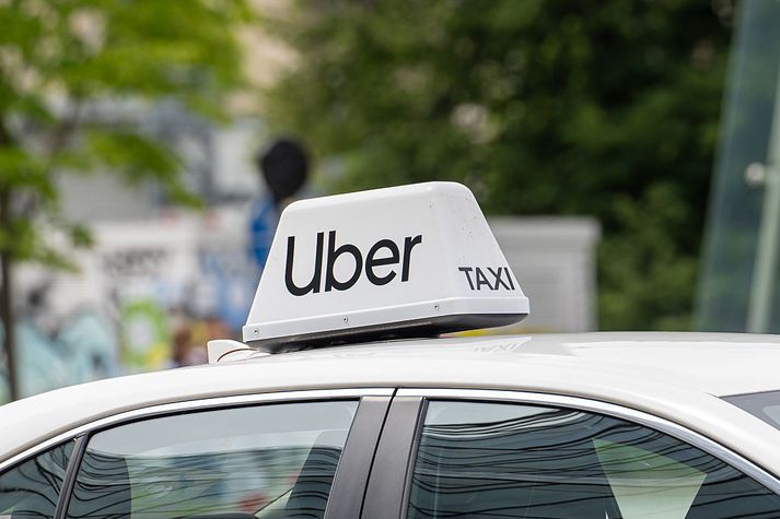 Tilkynningar um kynferðisofbeldi um borð í bifreiðum á vegum Uber virðast margfalt fleiri en fyrirtækið hefur viljað viðurkenna.