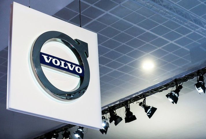Volvo hefur verið í eigu kínverska félagins Zhejiang Geely Holding Group frá árinu 2010. Innköllunin nú er sú stærsta í sögu framleiðandans.