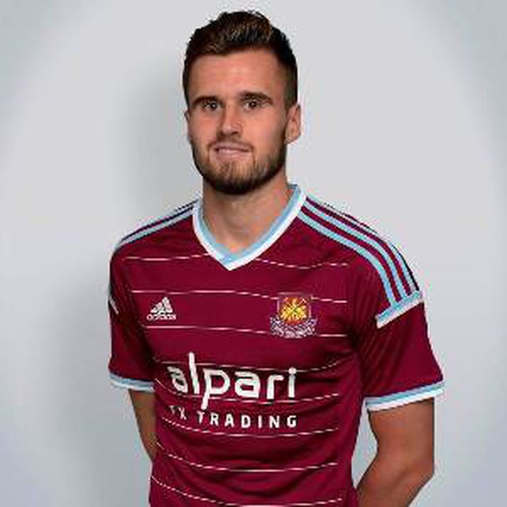 Carl Jenkinson í búningi West Ham.