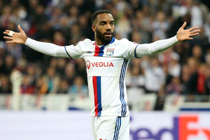 Alexandre Lacazette skorar og skorar.