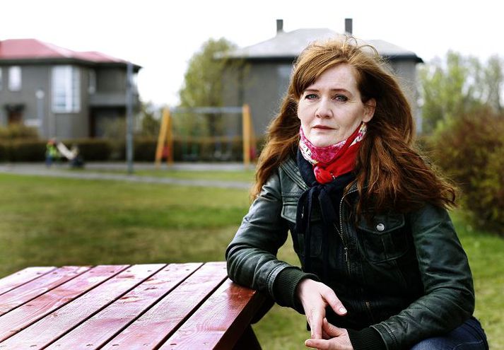 Financial Times birti ákaflega fallegan ritdóm í blaði sínu um bók Auðar Övu, sem heitir Butterflies in November í enskri þýðingu.
