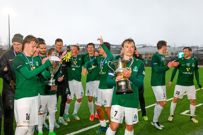 Fyrirliðinn Höskuldur Gunnlaugsson tók við titlinum eftir að hafa skorað annað mark Breiðabliks úr vítaspyrnu. 
