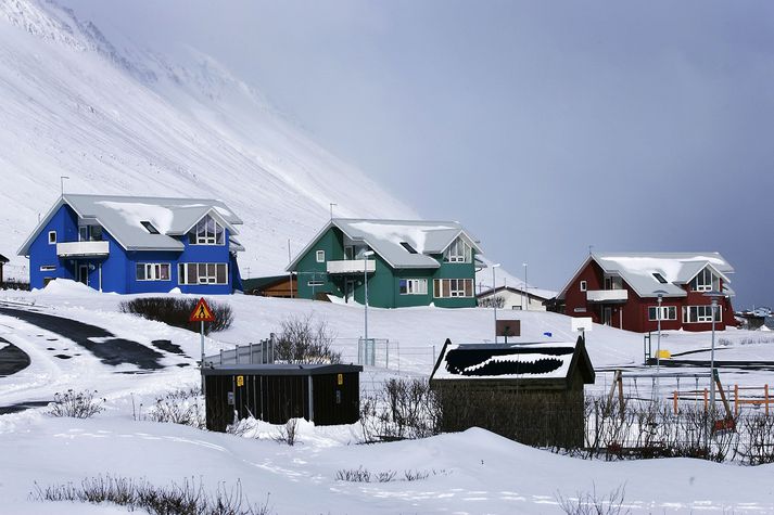 Íbúar Súðavíkur og annarra bæja á Vestfjörðum ættu að fylgjast vel með veðurspám í dag.