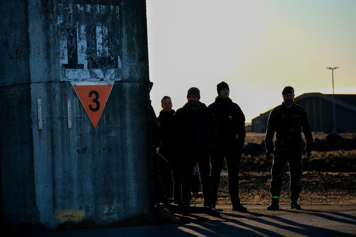 Emil Hrafn er meðlimur í flugsveit sænska hersins.