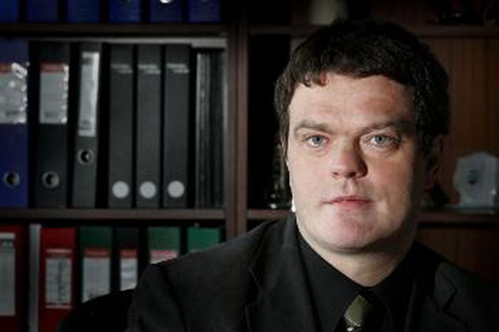 Ef þú getur ekki sigrað þá, keyptu þá, segir bæjarstjórinn á Akureyri.