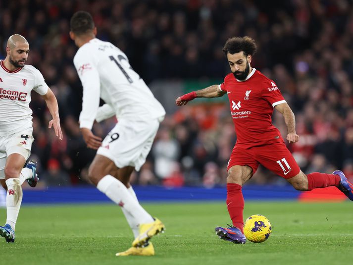 Mohamed Salah í eldlínunni gegn Manchester United fyrr á leiktíðinni.