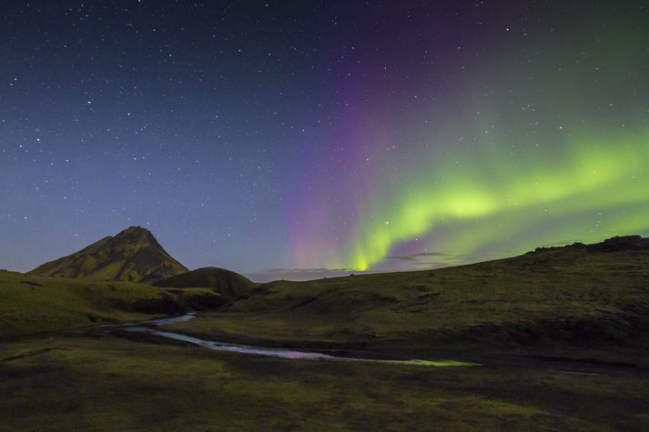 Aðstandendur Hróarskelduhátíðarinnar gera tilraun til þess að búa til norðurljós í stærsta tónleikatjaldi svæðisins.