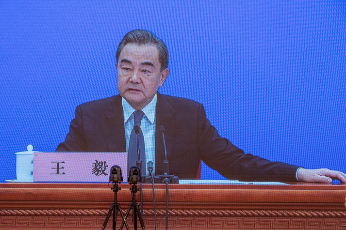 Wang Yi, utanríkisráðherra Kína, var ómyrkur í máli á blaðamannafundi í dag.