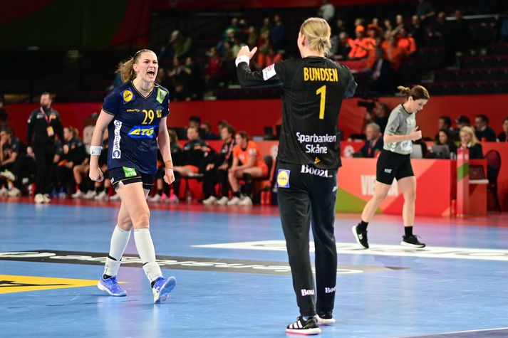 Það kemur fátt í veg fyrir að Kristín Þorleifsdóttir og félagar í sænska landsliðinu spili á næsta HM kvenna í handbolta.