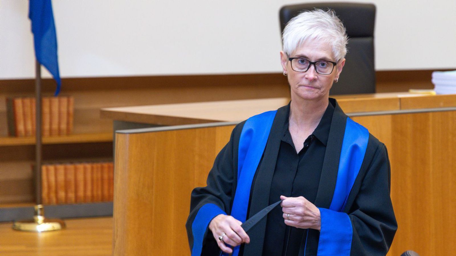 Sættir sig ekki við sýknu lög­reglu­mannsins