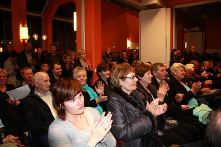 Gríðarlega margir mættu á íbúafundinn í kvöld.