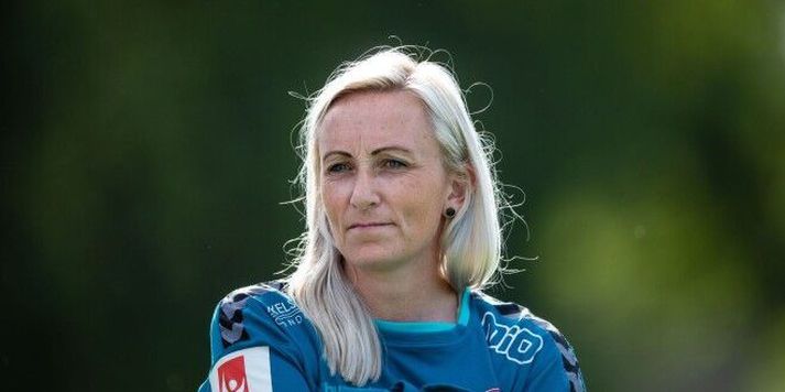 Elísabet Gunnarsdóttir gæti verið á leið til Englands.