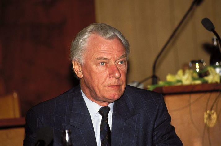 Poul Schlüter gegndi embætti forsætisráðherra Danmerkur á árunum 1982 til 1993.