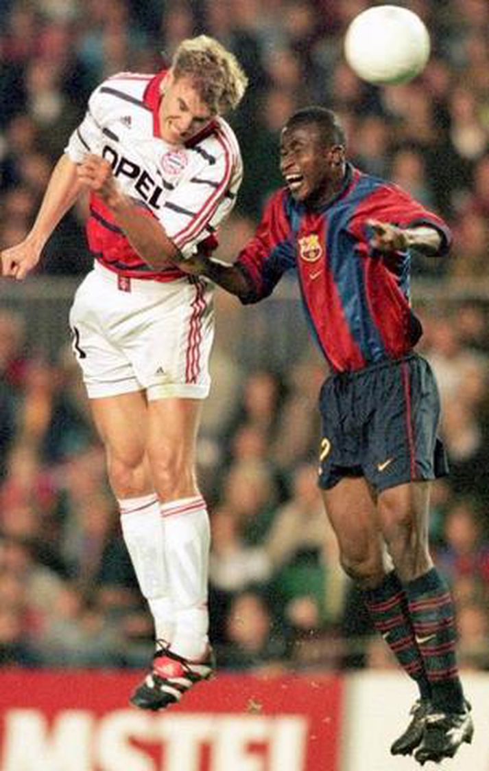 Gbenga Okunowo í leik með Barcelona gegn Bayern München á sínum tíma.