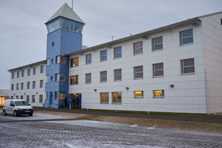 Þorsteinn var fluttur af Sogni á Litla-Hraun sem er öryggisfangelsi.