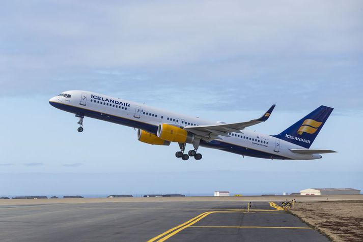  Icelandair hefur boðið upp á flug til og frá París um Charles De Gaulle flugvöllinn, en mun nú bjóða upp á flug á báða vellina. 