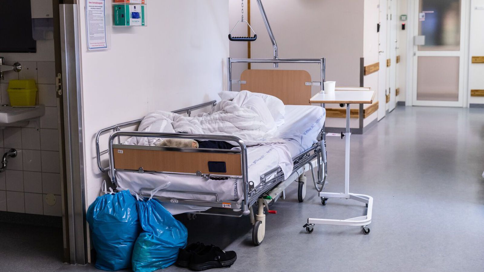 Braut kyn­ferðis­lega á stúlku sem lá með skerta með­vitund 