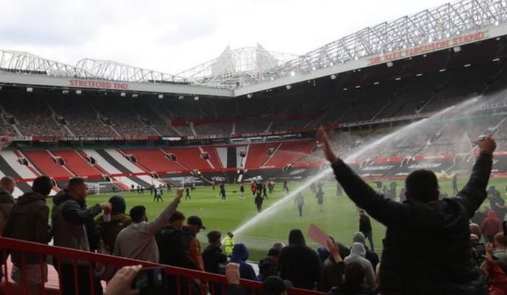 Mynd frá Old Trafford nú rétt í þessu.