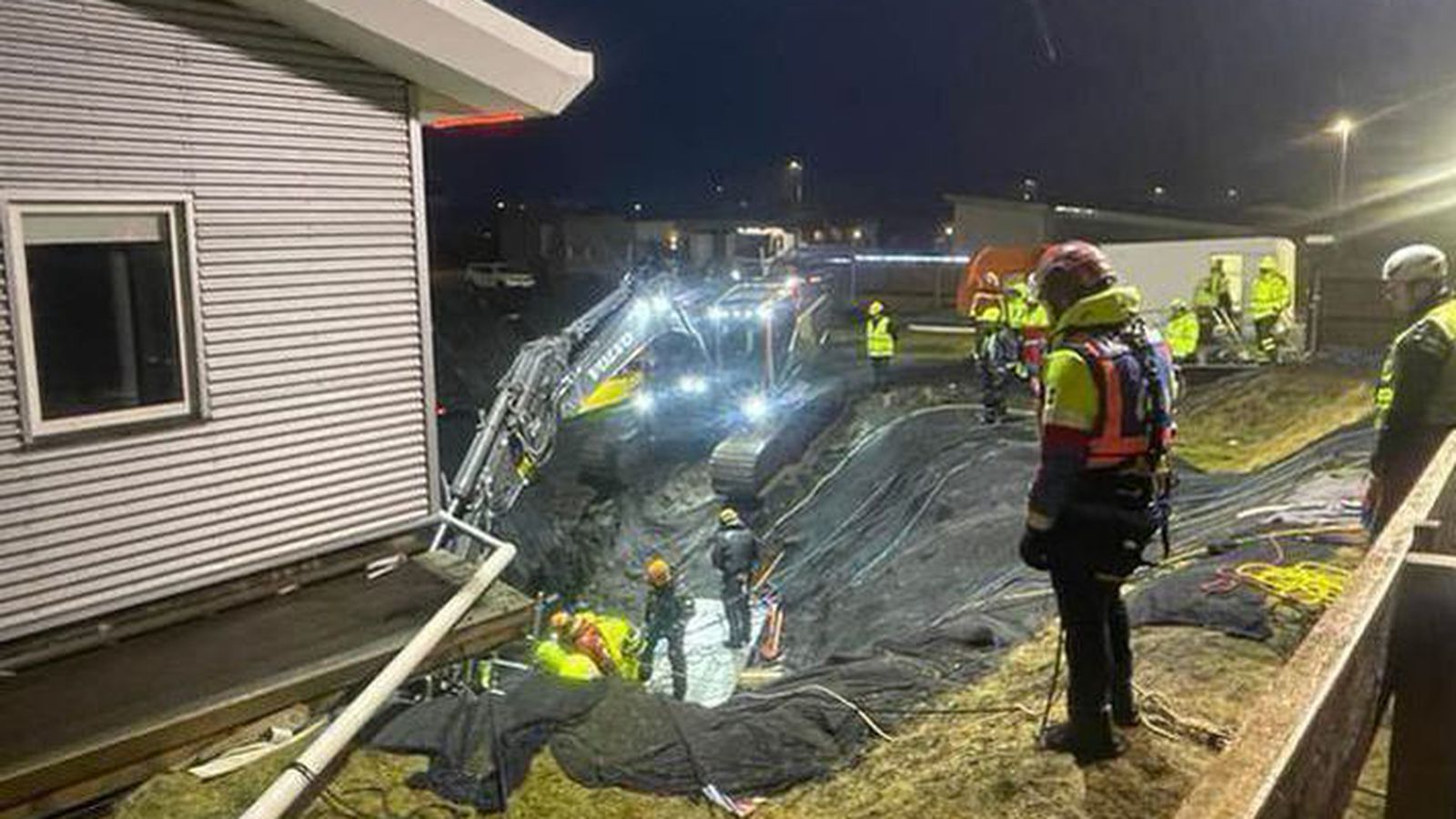 Stefna á að hefja leit í nóvember