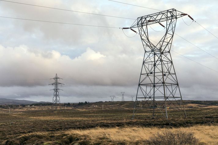 Stutt er í nægt rafmagn í Sólheimalandi á Hólmsheiði.