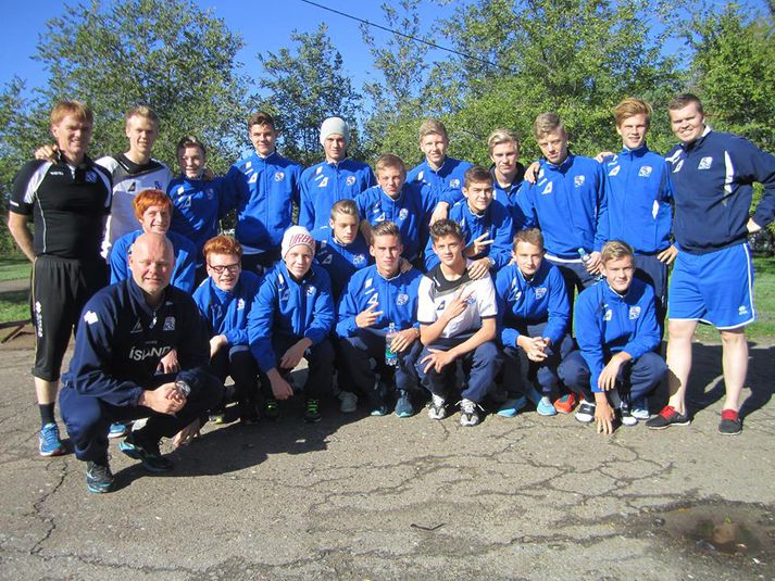 17 ára strákarnir í góðum gír í Volgograd.